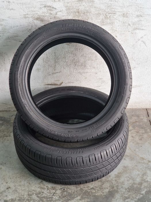 2 Pneus GOODYEAR 195/45R16 Semi Novos