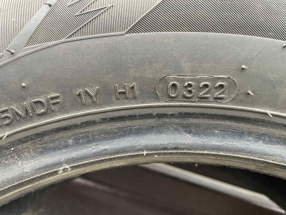 Продам шини в хорошому стан