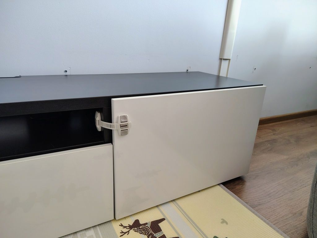 Szafka pod tv i nie tylko Ikea besta