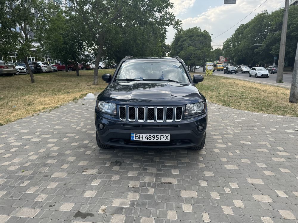 Продам Jeep Compass