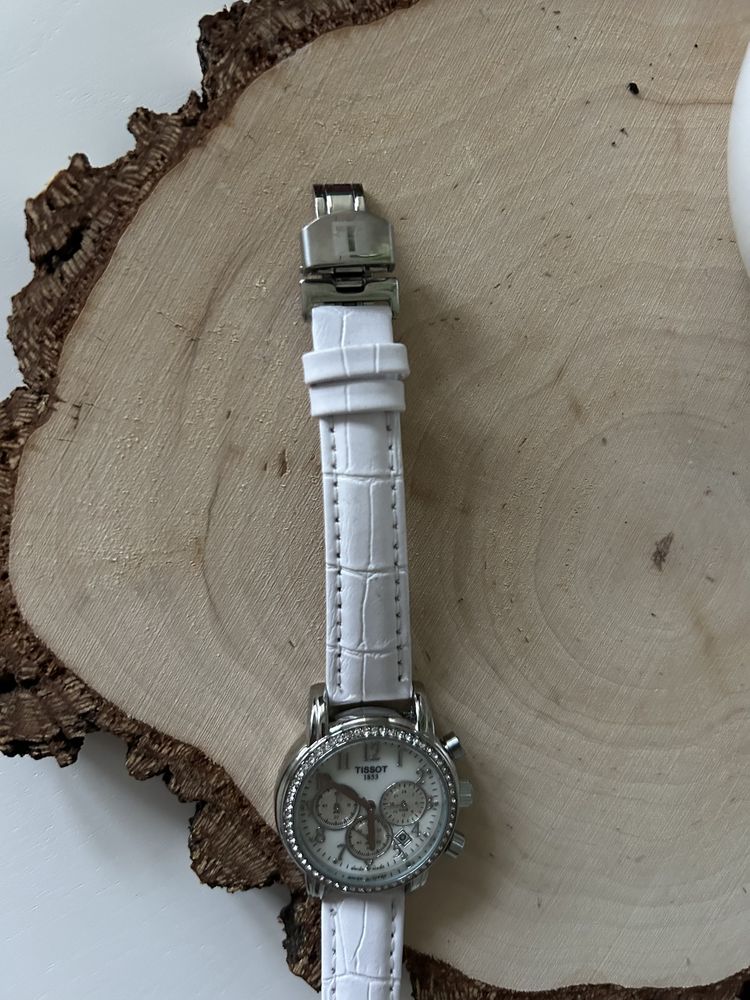 Zegarek Tissot, biały pasek