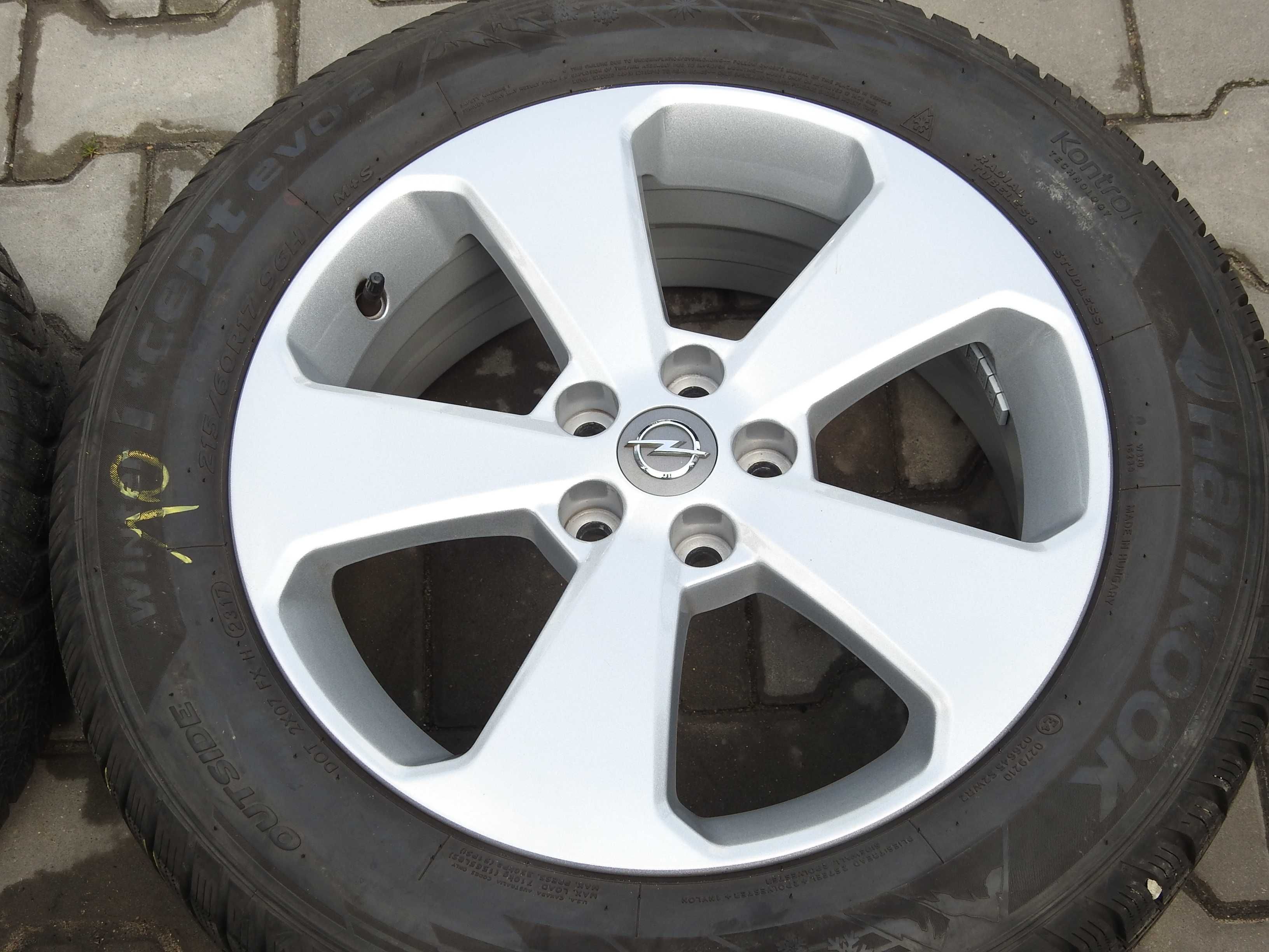 4x Alufelgi 5x105 17'' 7J ET 38 Opel z czujnikaki cisnienia TPMS