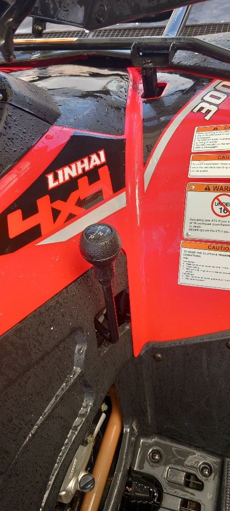 Moto 4x4 Linhai 300. Impecável, com revisões em dia,