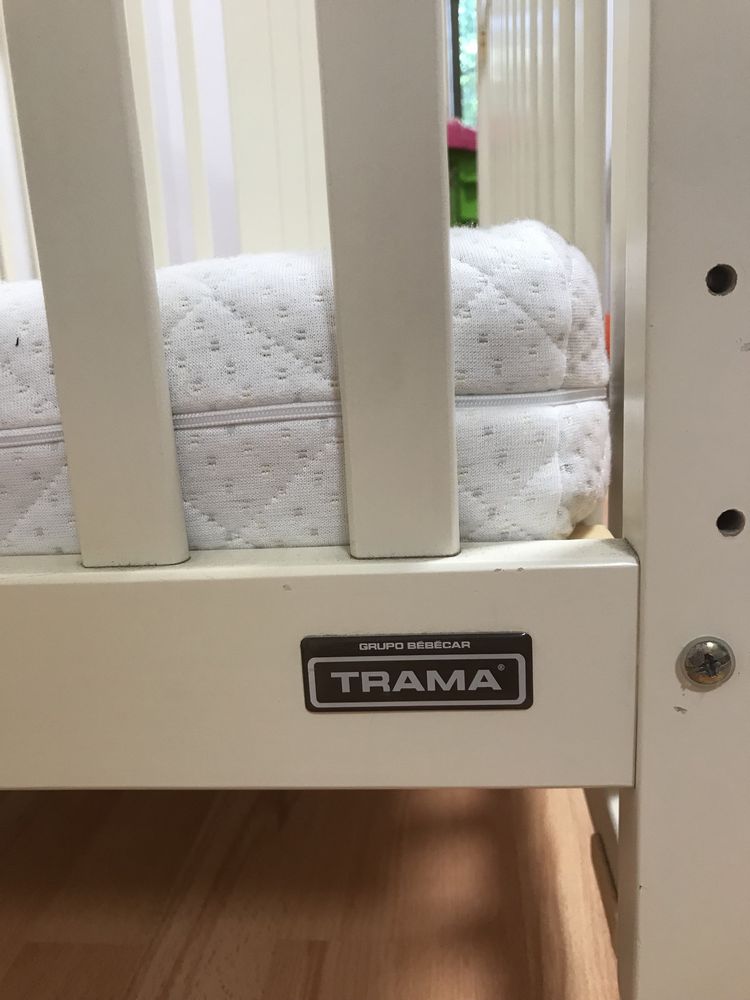 Кроватка детская с матрасом