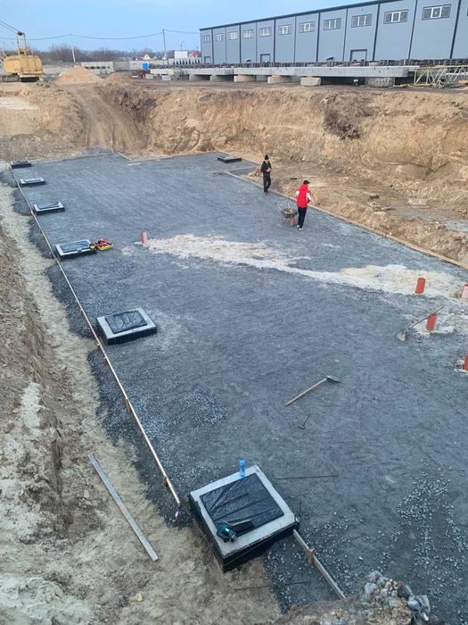 Монолитные работы Киевская область Фундамент Перекрытия Лестницы Стены