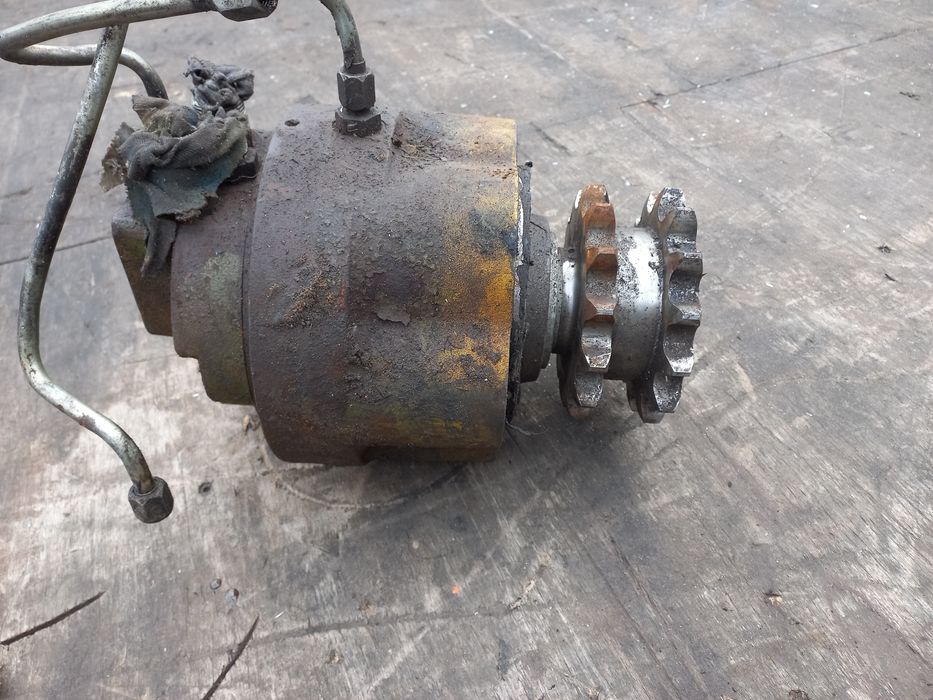 Hydromotor silnik jazdy miniładowarka gehl 6640