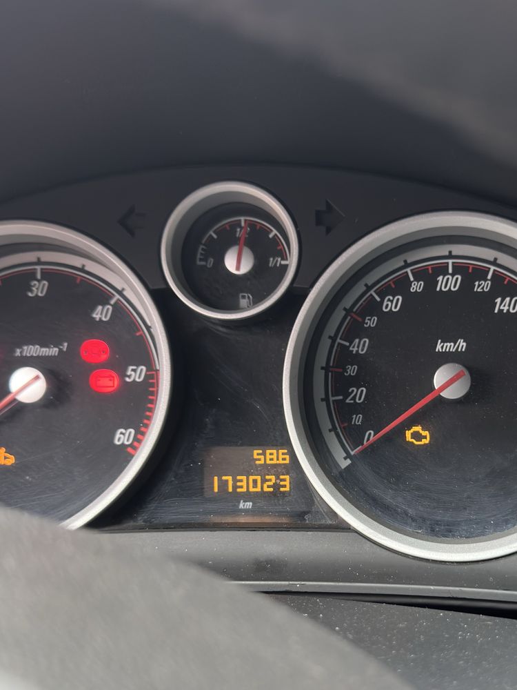 Astra GTC 2 lugares
