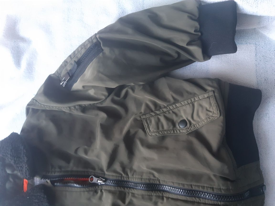 Kurtka chlopieca bomberka Primark 5-6 lat (116 cm) khaki wiosna