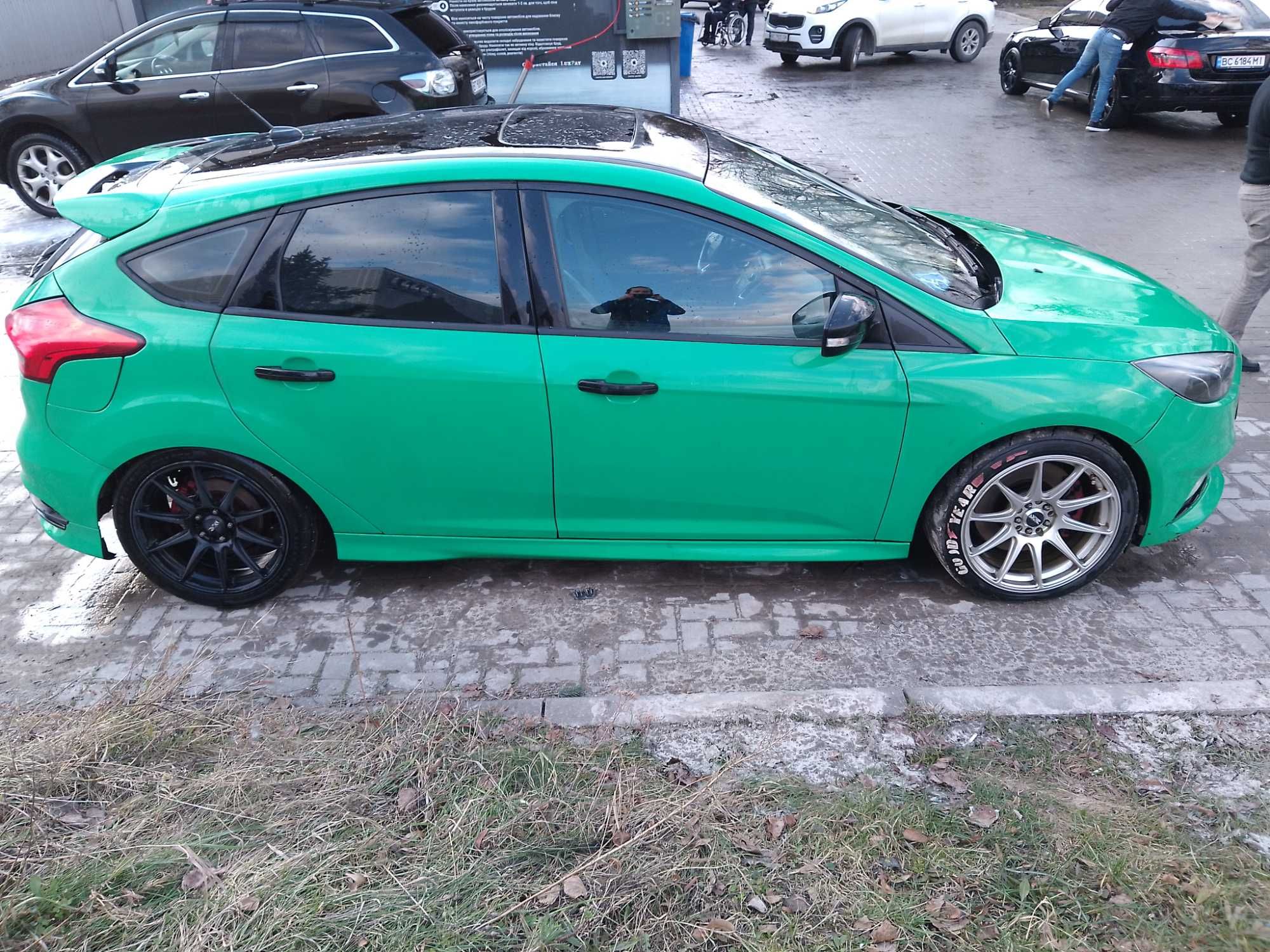 Ford Focus ST Ecoboost 252 к.с.