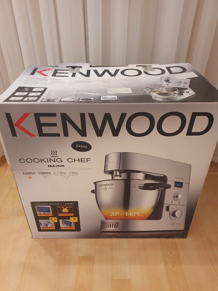Кухонная машина Kenwood KM 094 Cooking Chef+блендер в подарок.