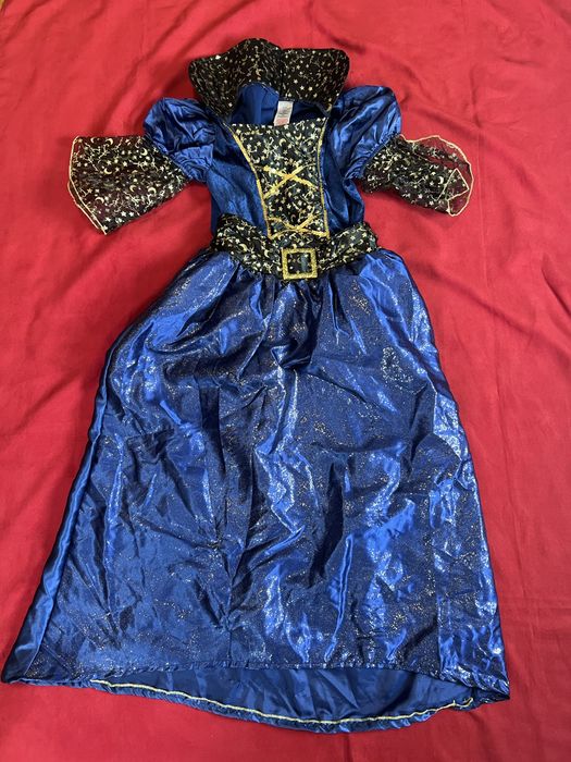 Костюм на хеловін, костюм відьмочка