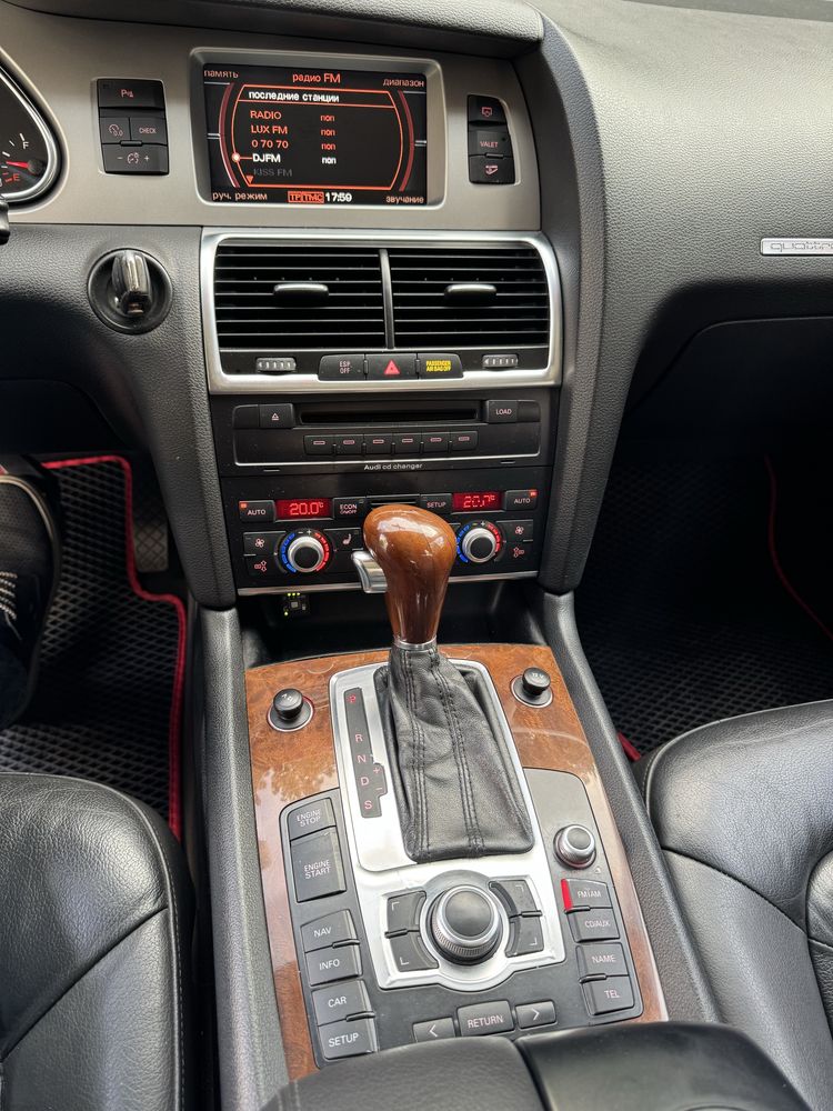 Audi Q7 у винятковому стані 2007р. Газ/бензин 4.2л. Quattro