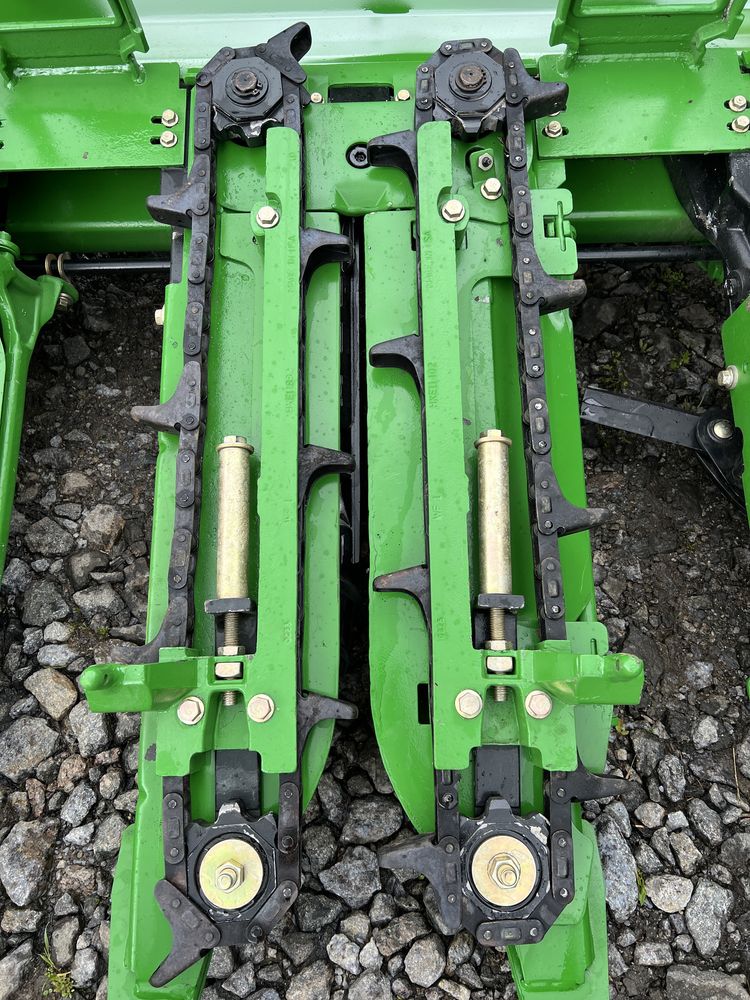 JOHN DEERE 608C кукурузная жатка Джон Дір 608C