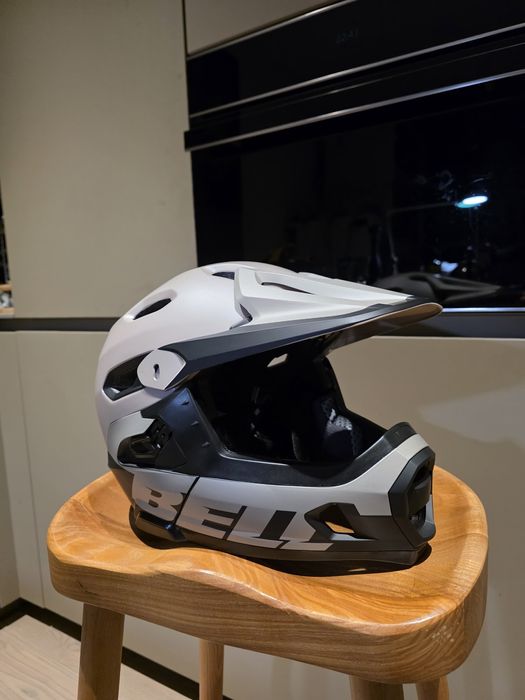 Bell Super DH MIPS Capacete Tamanho L Novo