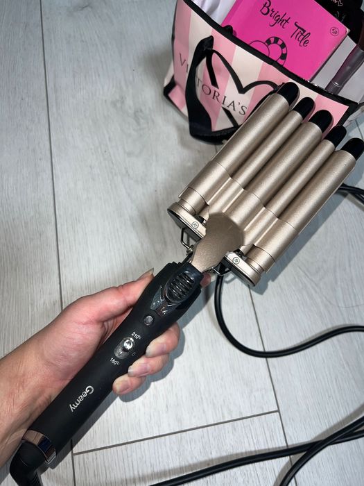 Плойка для хвилястих волос