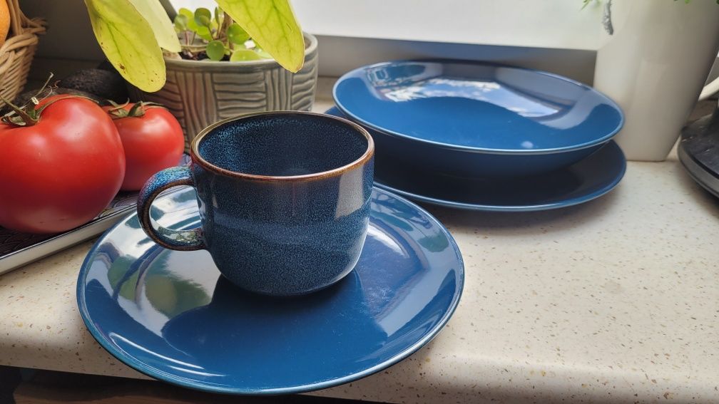Zestaw obiadowy ikea Fargrik. 22 szt.