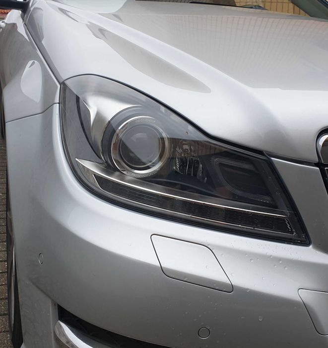 Farol/Faróis Mercedes Benz W204