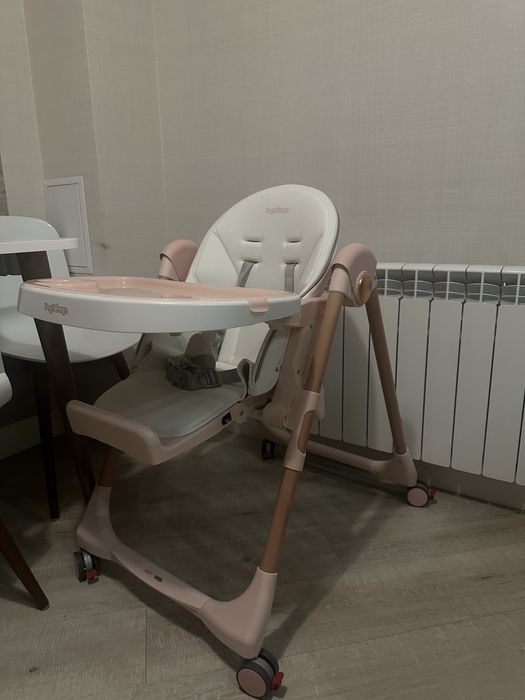 Стілець для годування Peg Perego