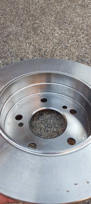 Тормозні W210 диски задні