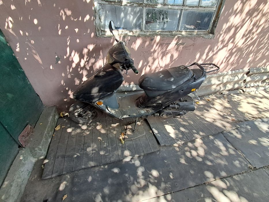 Продам скутер 80 кубів