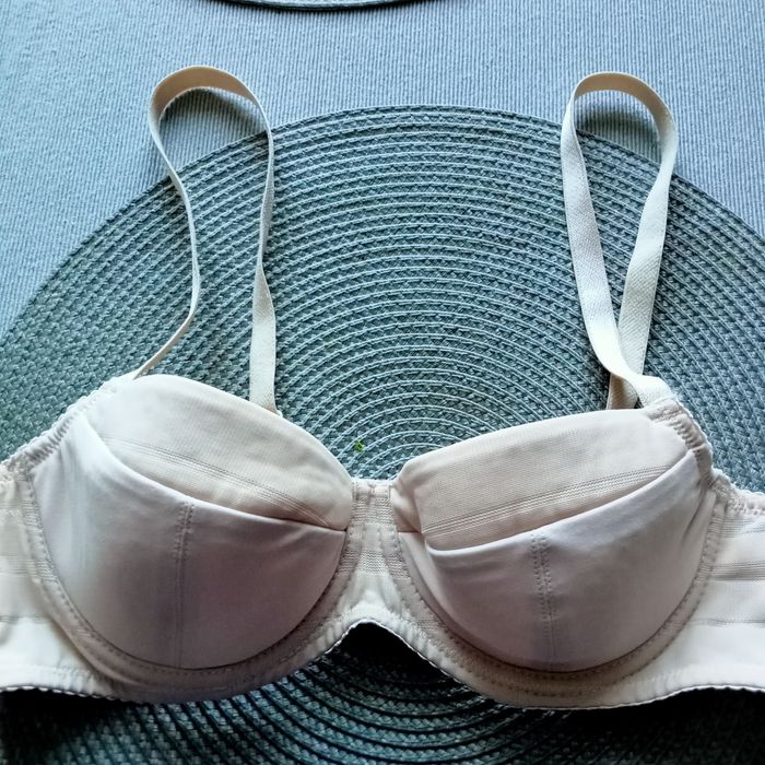 Biustonosz beżowy Gorteks 70B