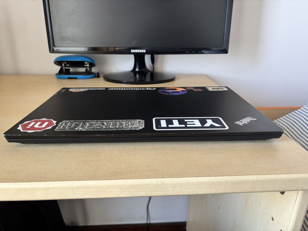 Portátil Lenovo Thinkpas E15 Gen3 1TB AMD Ryzen 5 16GB