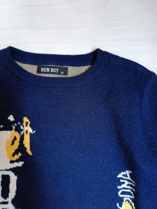 Светр та толстовка на хлопчика 134-140 зріст