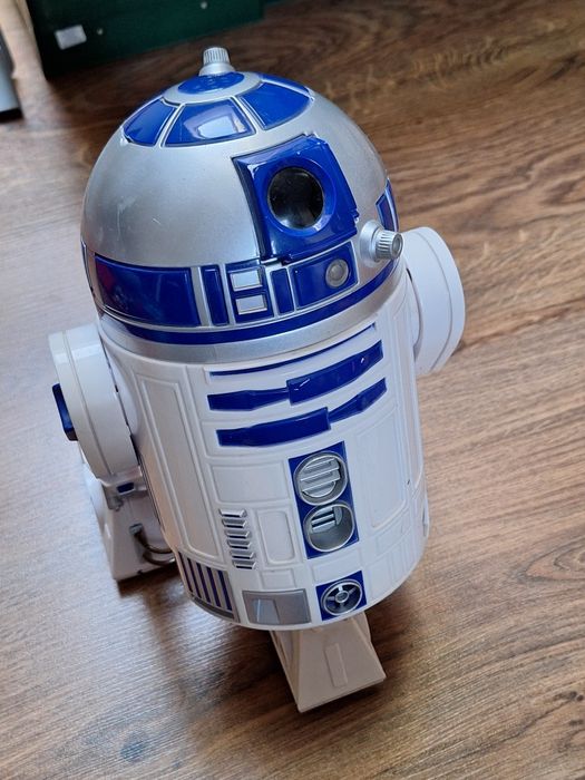 R2D2 robot STAR WARS
