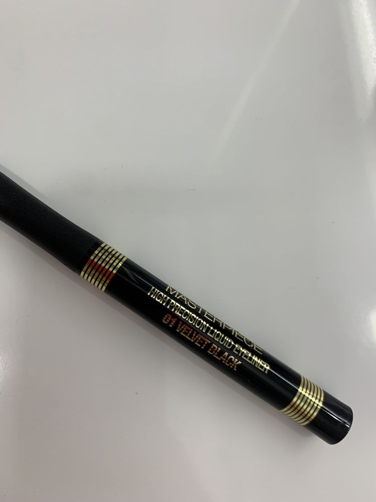 Підводка для очей MAX FACTOR Masterpiece 01 Velvet Black 1,7 мл