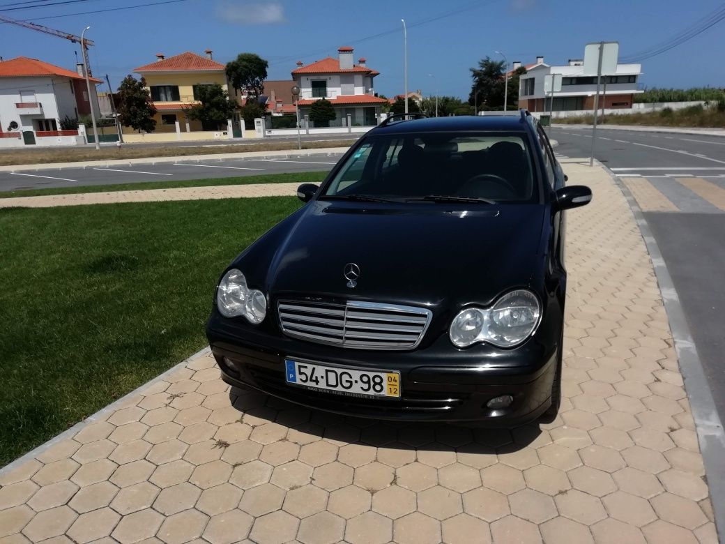 Mercedes C220 cdi (150cv) Dezembro 2004