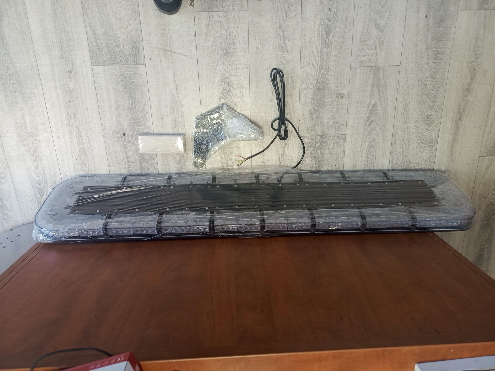 lampa ostrzegawcza kogut listwa belka świetlna sygnalizacja led 1211mm