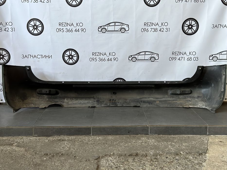 Бампер задній Hyundai H1,H200 1997-2006 р.