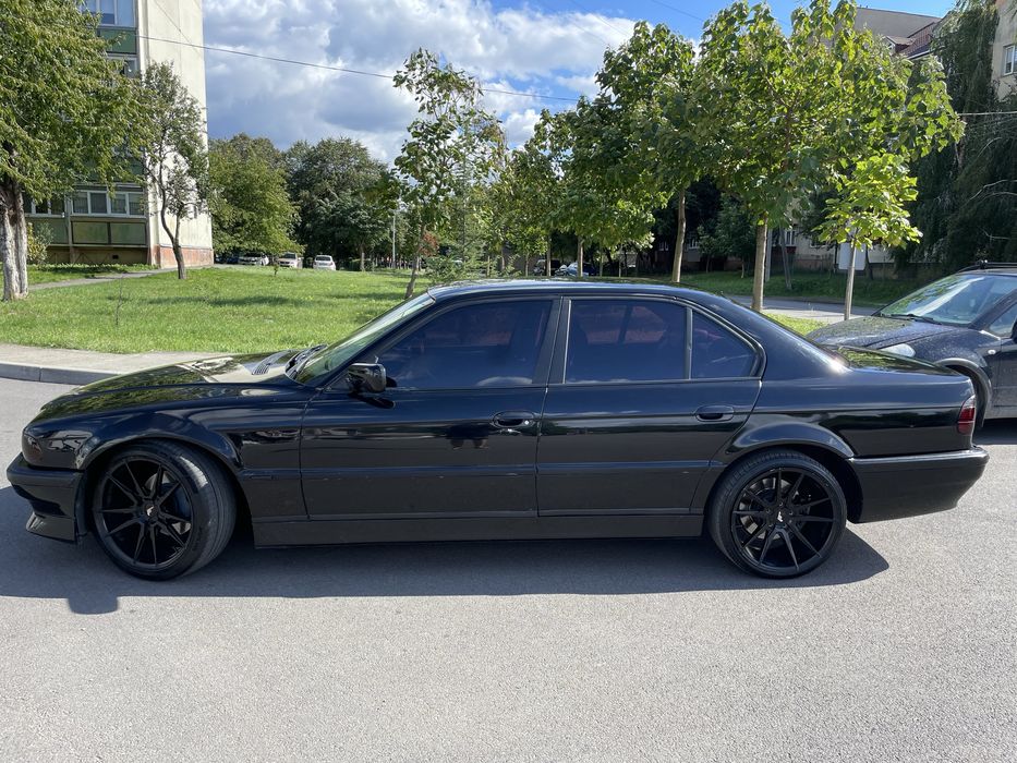 Bmw 735i e38 Гарний стан!
