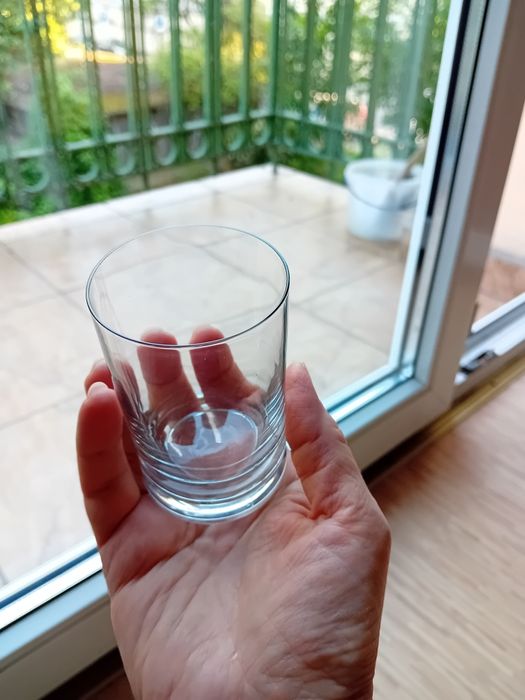 Szklanki małe literatki. 150 ml. Nowe.