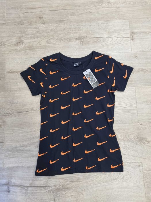 Damski T-shirt NIKE koszulka rozmiar M NOWA