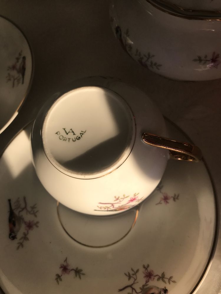 Serviço de cafe V. A.