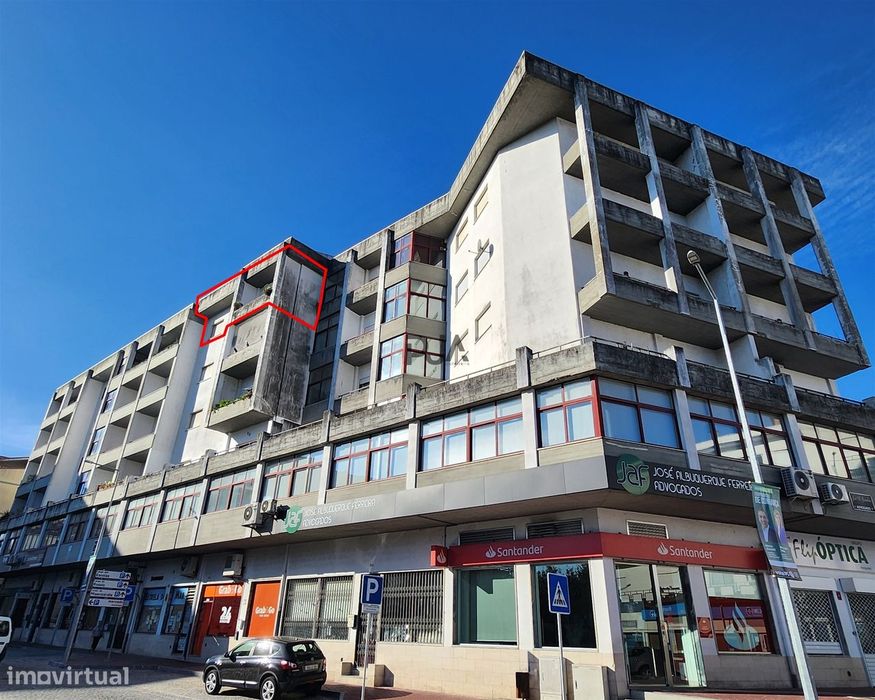 Apartamento T3 para arrendar no centro de Mangualde