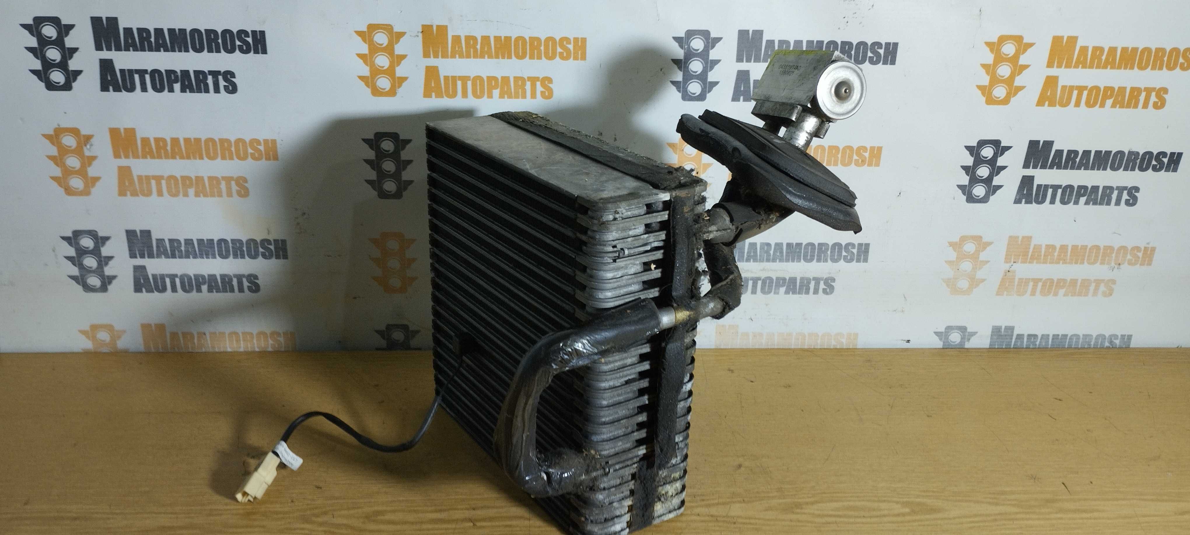 jeep grand cherokee wj черокі радіатор кондиціонера розборки разборки