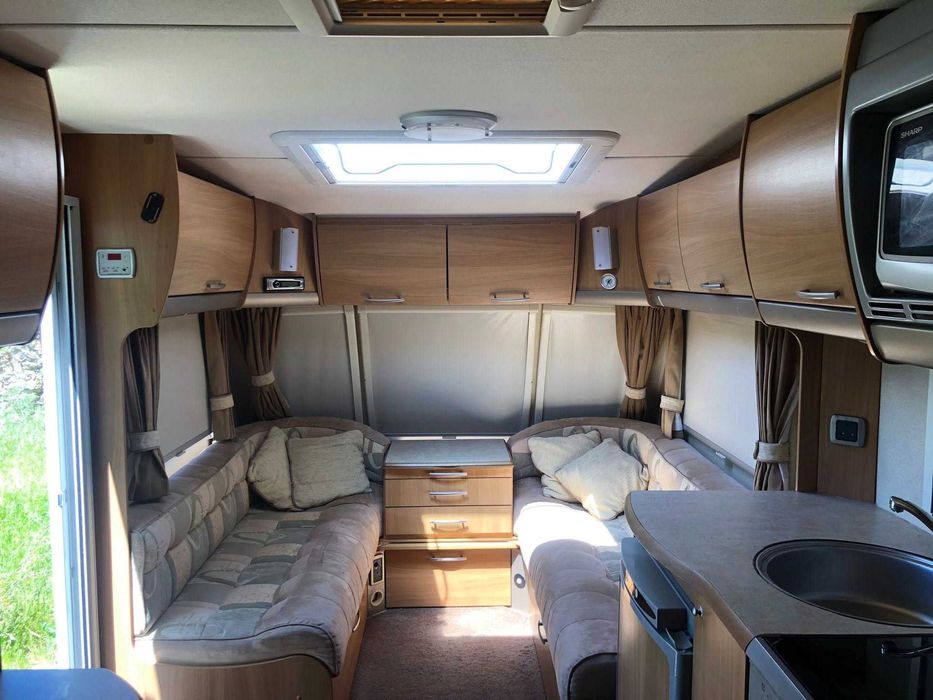 caravana Swift de eixo duplo