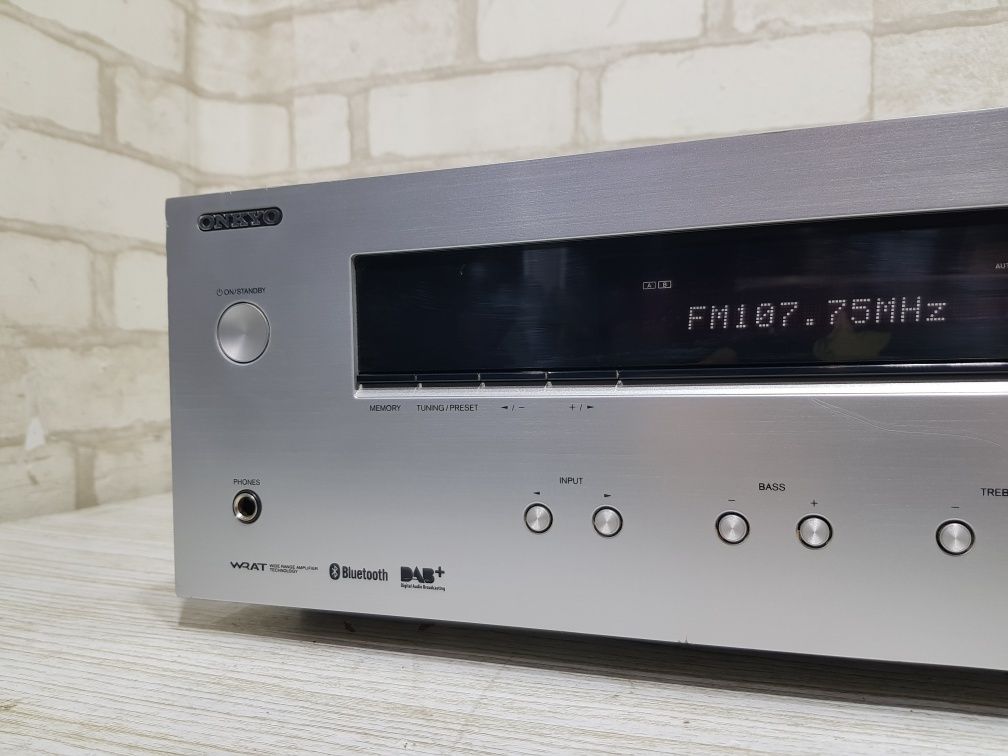 Стерео ресивер ONKYO TX-8220, *2х100 Вт, Bluetooth, б/у з Німеччини