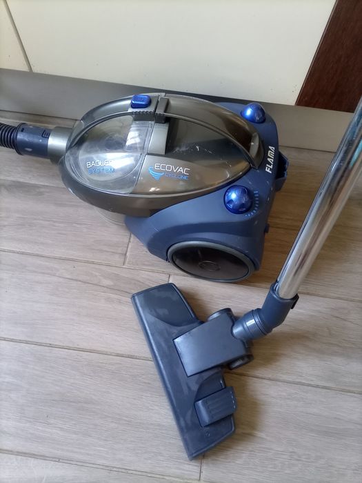 Aspirador com pouco uso