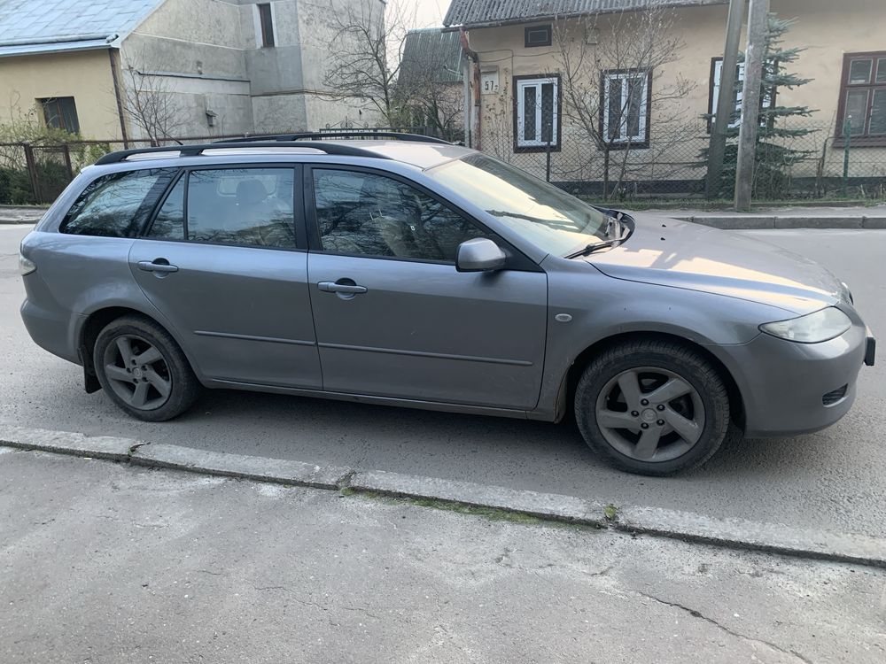 Mazda 6 2002.