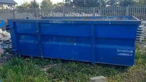 Wywóz gruzu, kontenery, transport piachu, materiałów sypkich, maszyn