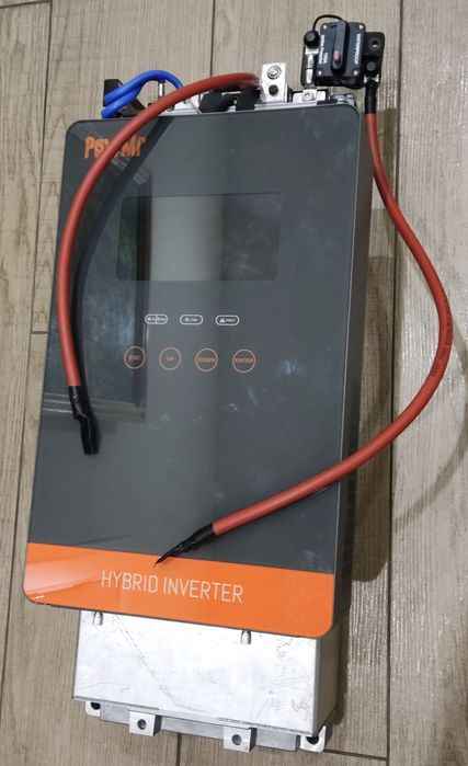 Зарядна станція, резервне живлення, інвертор 4.5кВт+батарея 6.8кВт