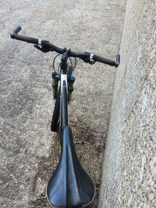 Specialized Rockhopper Comp, precisa revisão