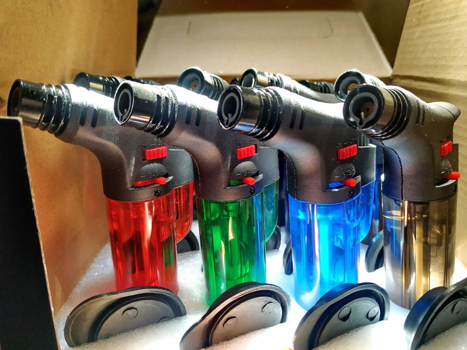 Пьезо  турбо зажигалка турбозажигалка для плиты. Запальничка турбо