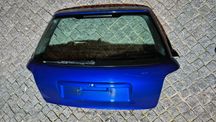 AUDI A4 B5 (8D)-Mala Original em excelente estado modelo 1996 até 2001