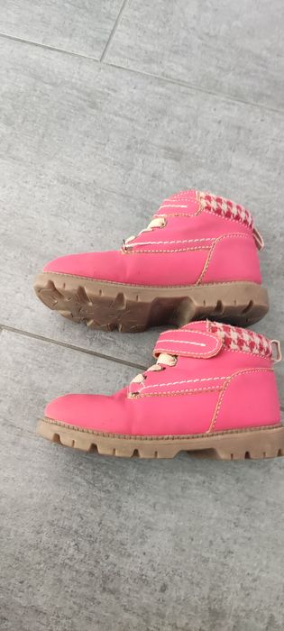 Trapery dla dziewczynki, co rozmiar 27.