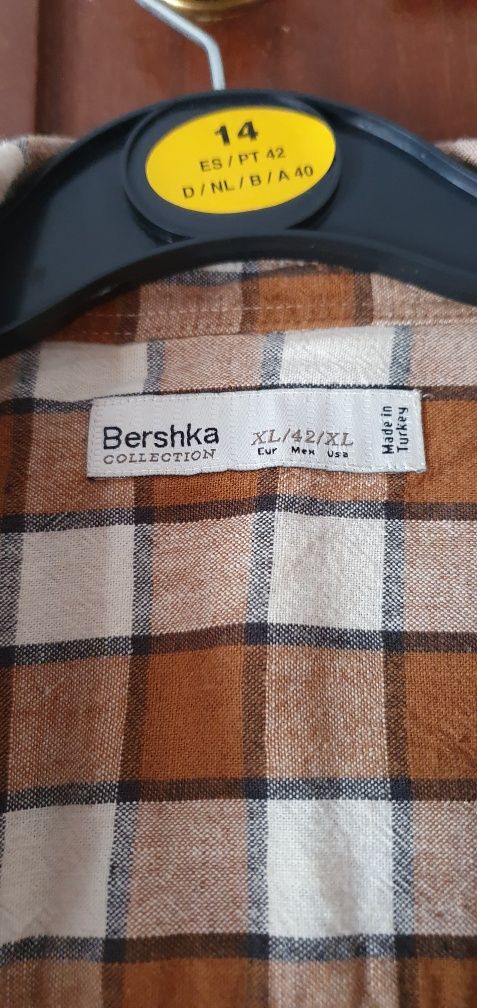 Camisa Bershka Xadrez