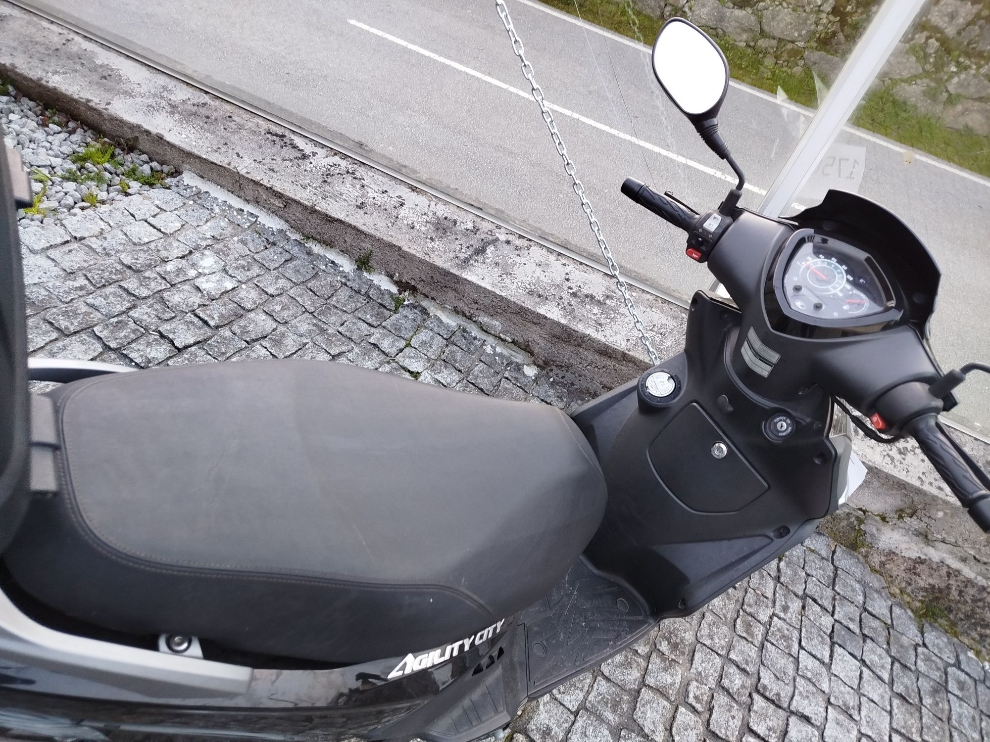 KYMCO Agility City 125cc 7000 kms como Nova 12-2020